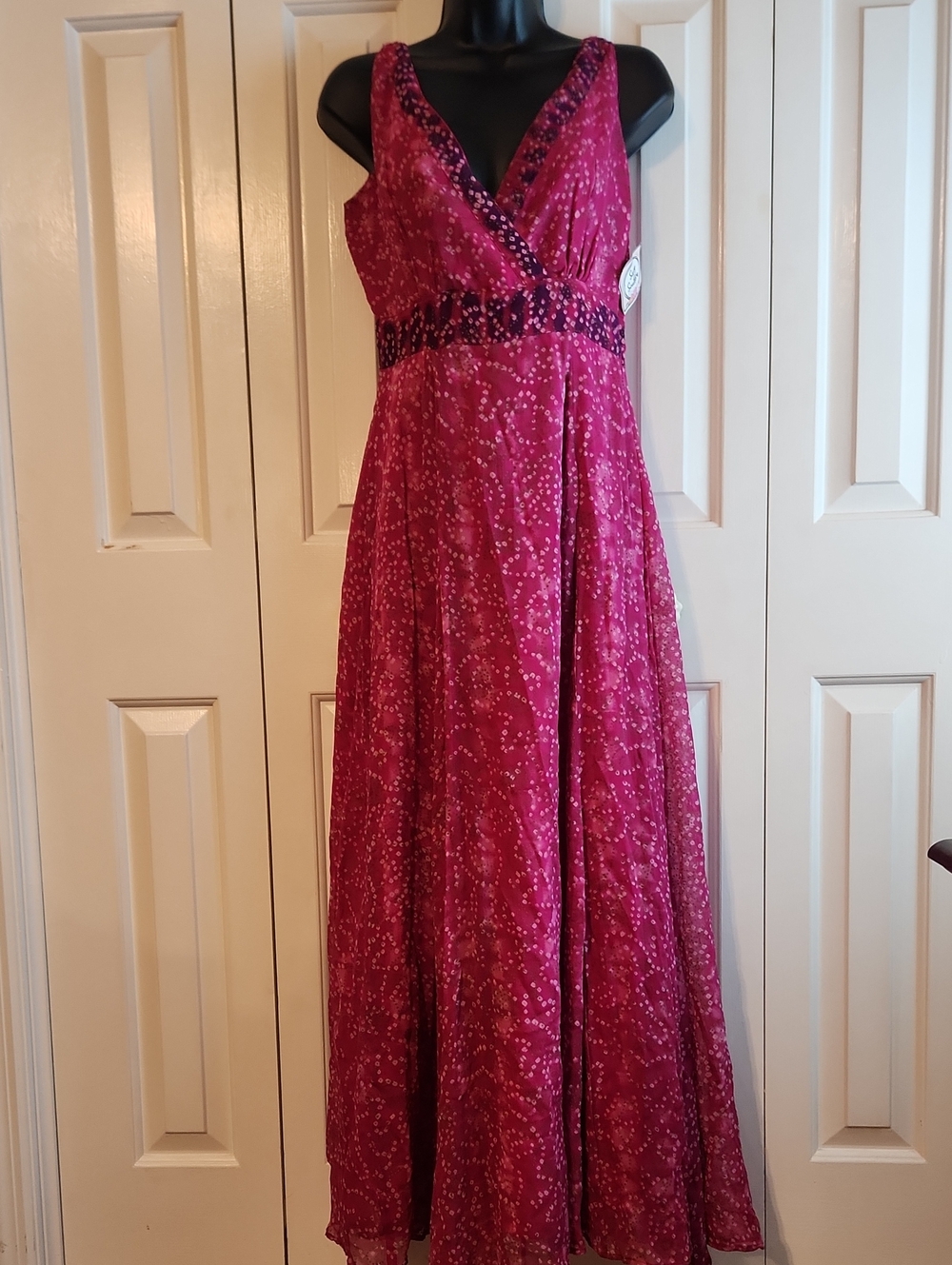 Floral Sleeveless Fuchsia Dress - Womens Size 6 - Brand: Newport News